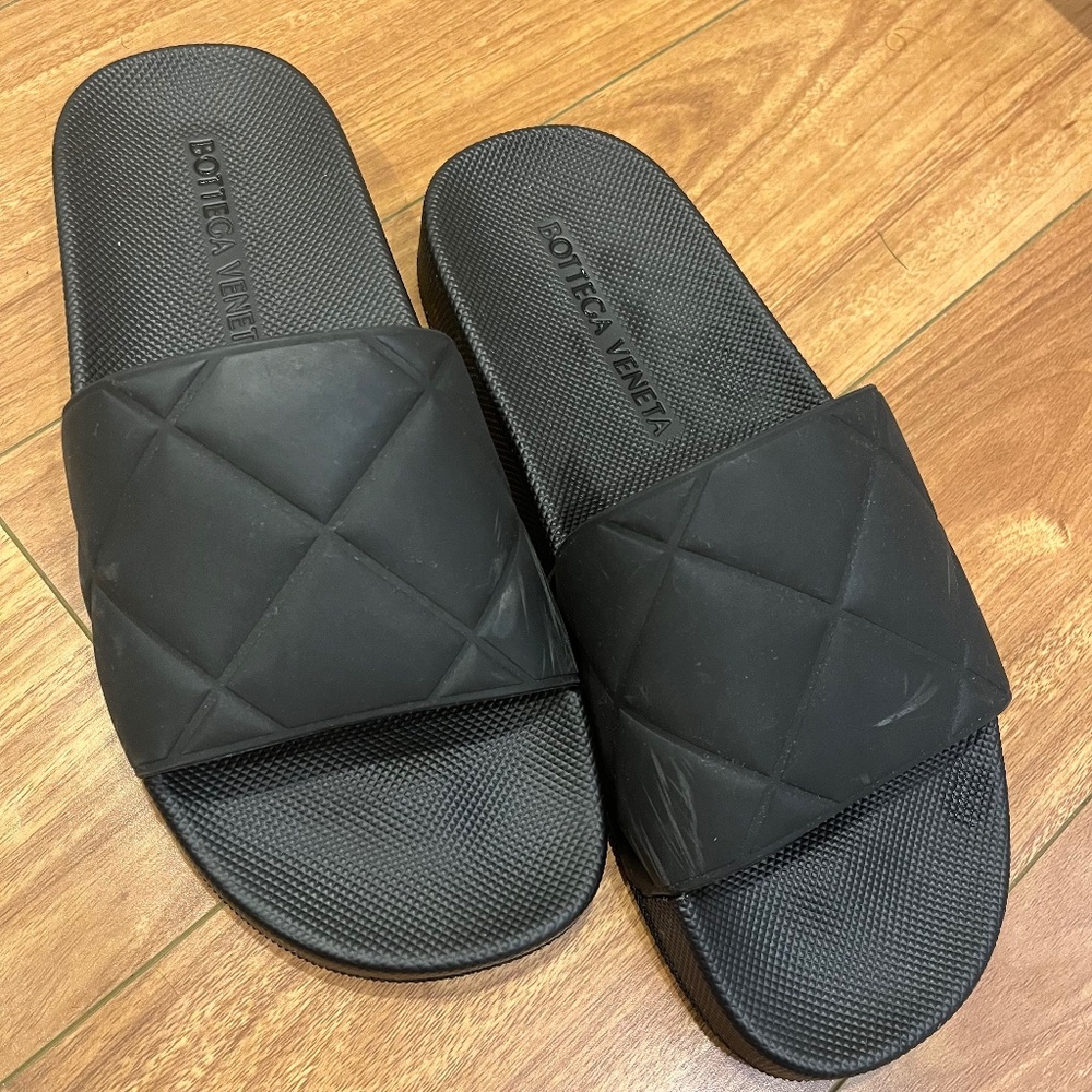 Bottega Veneta Rubber Slides